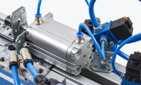 国内外机械自动化工程技术的发展和市场工作需求