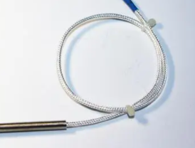 铂电阻温度传感器由什么优点和缺点元件组成？