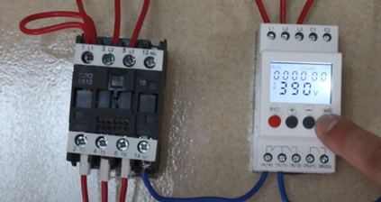 如何测试三相监控继电器，三相多功能监控继电器的功能操作？(图2)