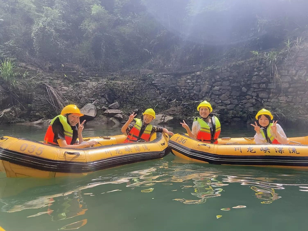 藤仓自动化14周年，开展夏季团建旅游活动！(图2)