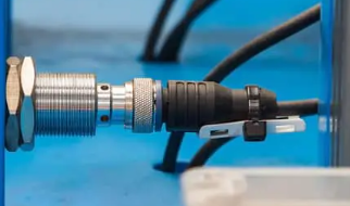 电容式传感器通常由四个主要部分或部分组成