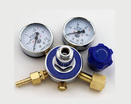 医用氧气减压阀漏气怎么办，使用医用氧气减压阀漏气的注意事项(图1)