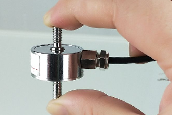 拉压力传感器输出信号是否受压力而变化？(图1)