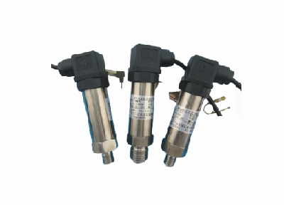 传感器和变送器一样吗，两种以实现精确的数据采集和传输设备？